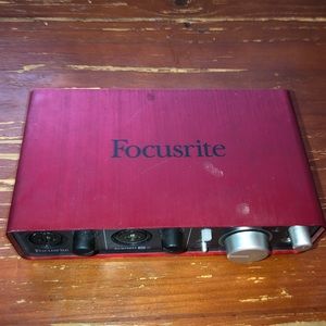 Focusrite Scarlett 2i2 Interface